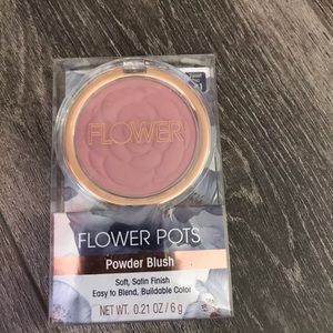 PB1 flowerpots powder blush
